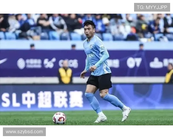 中超战火再燃马莱莱闪击建功拉布亚德破门助大连英博半场领先云南玉昆